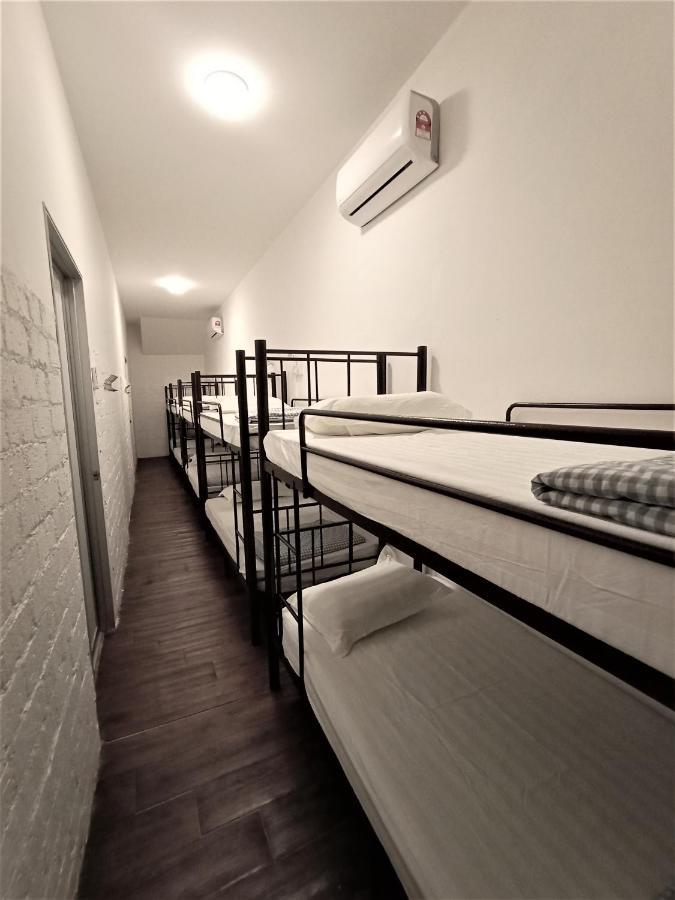 Sydney Backpackers Jonker Street Melaka Hostel Exterior photo